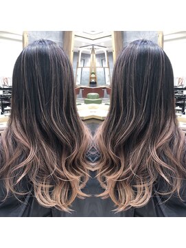 ジゼル(gisele) バックコームバレイヤージュ