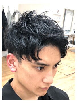 アクルヘアーバイテソロ(AKUR hair by tesoro) スタイリッシュショート