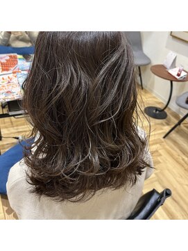 アルマヘアー(Alma hair by murasaki) ◎透明感たっぷりのオリーブアッシュカラー◎