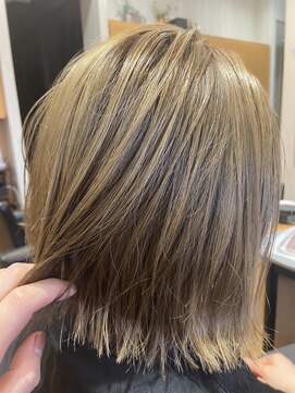 フレンズ 山鼻店(friend's) シャドールーツバレイヤージュ