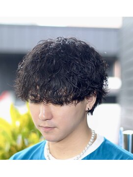 シリー 南風原店(SILLY) 波巻きスパイラルパーマツイストスパイラルパーマセンターパート