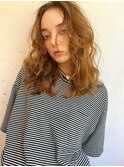 【抜け感を重視◎柔らかい外国人風ウェーブ】