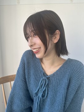 エクリボンヌ(equri bonne) 外はねボブ