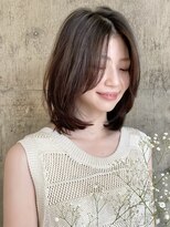 ハーフアンドハーフ(HALF and HALF)&nbsp;ミディアムレイヤー/顔周りカット