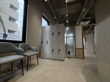 落ち着きのある内装/フロント［メンズカット/メンズパーマ］