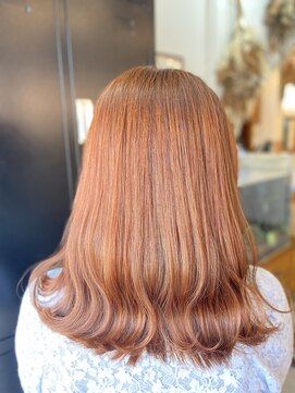 アイノベル(‘Inovel’) カット＋カラー＋oggiottoトリートメント（ライトコース8step）