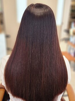 【ダメージレスな髪に優しい美髪矯正】柔らかい弾力としなやかな手触りのナチュラルストレートに…♪