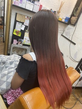 シャラ美容室 ピンクグラデーション