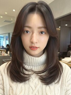 コルソ バイ ケーツー(CORSO by k-two) 顔まわりカット/レイヤーカット/透明感/ブルベ