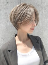 リムドット(rim.) 大人の魅力漂ようミディアムボブ