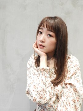 ロミ(ROMI) ☆大人かわいい☆オン眉ストレートヘア☆
