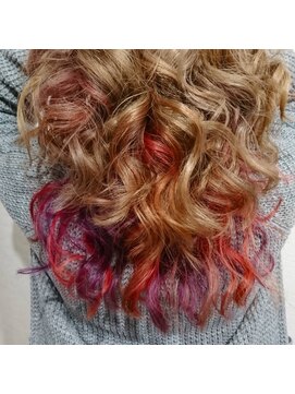 ヘアーアンドアイラッシュ チェイン(HAIR&EYELASH CHAIN) インパクト”大”で”エレガント”なスモーキーブロンド