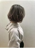 秋冬向けニュアンスカールボブ