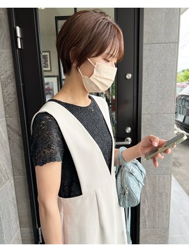 メゾン アヴァロ(Maison Avallo) ひし形小顔ショートボブ