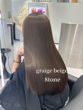 アルドーレフィエロ シンサイバシ(Ardore fiero shinsaibashi) グレージュアッシュ/グレーベージュ/オリーブ【小山田繭】