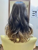 ヴィアーレ(VIALE)&nbsp;くすみベージュグラデーションカラー