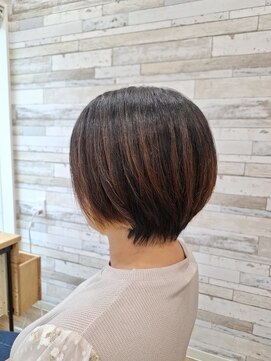 マナ(Mana) ショートスタイル