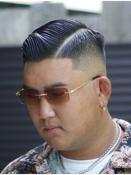 グラッシー(GLASSY) スキンフェード/ツイストピンパーマ/スパイキーベリーショート: