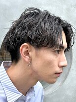 フィフス 原宿(fifth)&nbsp;【クルクルしないパーマ◎】縦落ちのツイストスパイラルパーマ