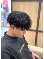 メンズギフト(men's GIFT)&nbsp;ツイストスパイラルマッシュツーブロック刈り上げパーマ
