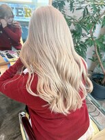 フェブリエ(Fevrier)&nbsp;ブロンズヘアー ホワイトベージュ ハイトーンベージュ