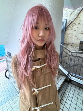 ★薄ピンクピンクベージュレイヤーカットハッシュカットウルフ