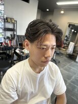 メンズサロン ハリウッド(HOLLYWOOD)&nbsp;シースルーセンターパート