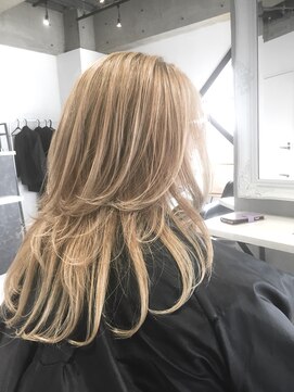 アディクト 綾瀬(ADDICT) 【ADDICT YuuYa】ミルクティーブロンド