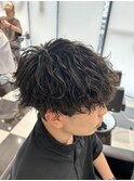 波巻きマッシュ(刈り上げツーブロック黒髪メンズパーマツイスパ)