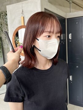 テトヘアー(teto hair) ワイドバングミディアムウルフシースルーパッツン外ハネ