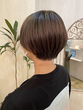 ルーム 郡山店(ROOM) まるっと可愛い♪ショーヘア×グレージュ◎