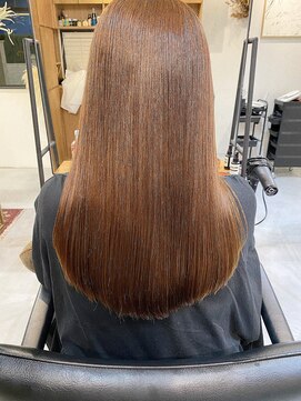 アドア(adore) 美髪ストレート/ベージュカラー