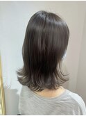 外ハネひし形ミディ×アッシュグレージュ