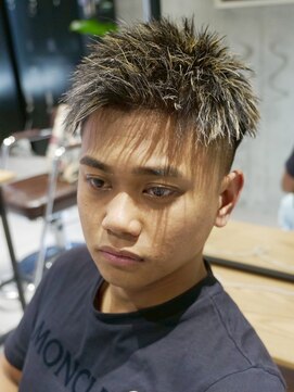 メッツ 原宿(METS) MEN‘S /ベリーショート×ハイライト /短髪 /フェード