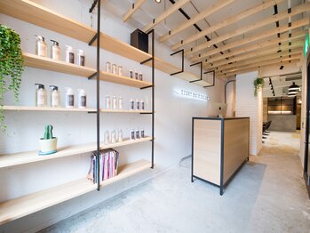 EIGHT fukuoka 福岡天神店 【エイト】