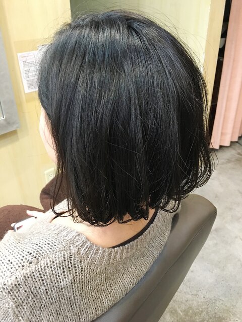 before&after   お手入れ簡単フェミニンボブ