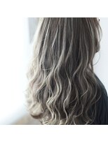 ニコリヘアワークス(nicori hair works)&nbsp;ロング×ハイライトカラー3