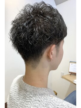 メルト 吉祥寺(melt) 【宮本大輔】爽やかショート 刈り上げ ソフモヒ ウェーブ パーマ