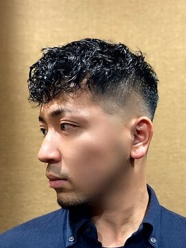 ヒロギンザバーバーショップ 大宮店(HIRO GINZA BARBER SHOP) スパイラルパーマ　フェード　埼玉