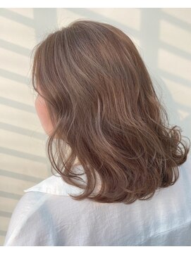 ジーナ 博多(Zina) 【Zina】ハイライトカラー/ボブ/キャラメルベージュ20代30代40代