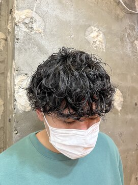 アカ(ACA) メンズカットパーマ波巻ツイストスパイラルパーマ札幌大通