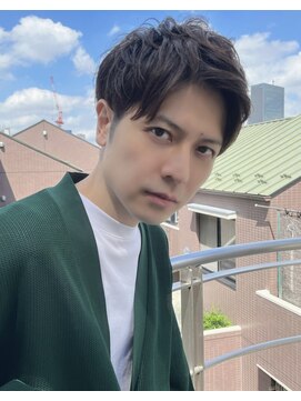 アムリタ 三鷹(AMRITA) アップバングショート