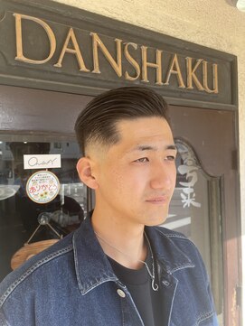 ヘアーサロン男爵 サイドパート