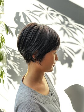 ステア ケース(stair case) staircase大垣空大人丸みショート耳かけショートボブ20代30代