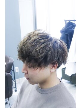 イコール(equal) 緩めツイストSカールラウンドマッシュ