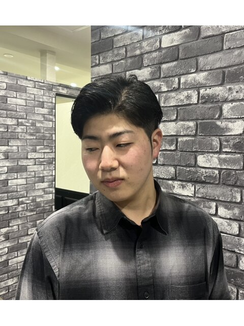  ワンカールパーマ　田町　理容室　顔剃り　床屋　七三