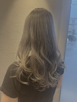 スーリール 九産大前店(Sourire) ホワイトグラデーション