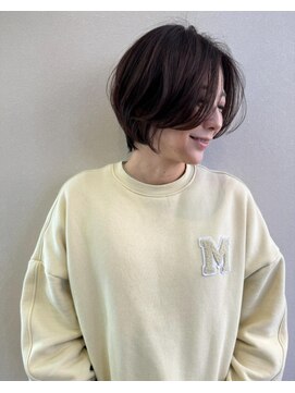 フェメ 立川(PHEME) 【大人ショートヘア】