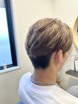 ハイク(HYKE) メンズミルクティーベージュ