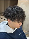 縦落ちパーマツイストスパイラルパーマ刈り上げ眉毛